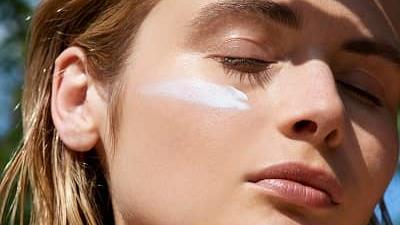 با فواید و ضررهای کرم ضدآفتاب آشنا شوید