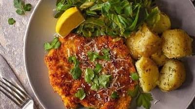 شنیسل مرغ را چگونه رژیمی درست کنیم