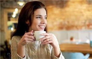 نوشیدن قهوه در بهتر شدن خلق و خو تاثیر دارد