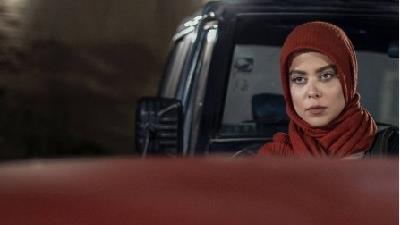 الهام اخوان بازیگر نقش گندم هماسایی در سریال دودکش 2