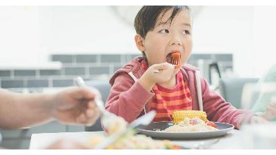 برای رفع بی اشتهایی بچه ها چه کار کنیم