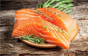 ماهی قزل آلا به رفع چروک صورت کمک می کند