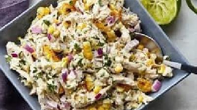 شام سالاد مرغ  میل کنید