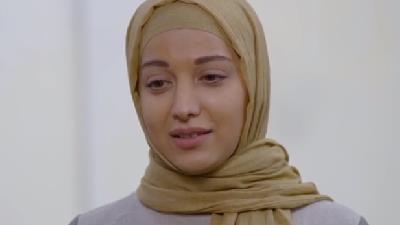   روشنک گرامی بازیگر نقش ترنج در سریال گمشدگان