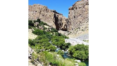 تنگ براق در کدام قسمت استان فارس واقع شده است