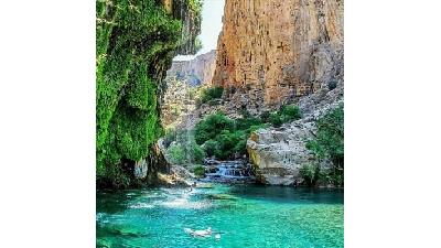 با جاذبه های گردشگری تنگ براق آشنا شوید