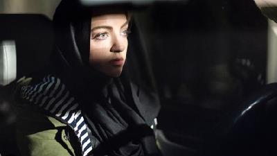  آیدا ماهیانی بازیگر نقش باربارا کوالسکا زن لهستانی در سریال خاتون