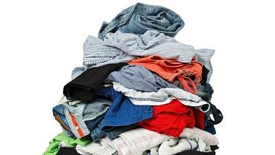 با ترفندهای رفع چروک لباس بدون استفاده از اتو آشنا شوید