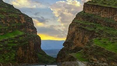 تنگه کافرین در کجای استان ایلام قرار دارد