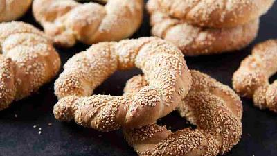 طرز تهیه و دستور پخت نان ترکیه ای سیمیت چگونه است