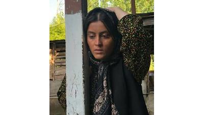 فهیمه مومنی بازیگر نقش صبا در سریال افرا