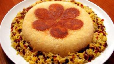 برای مهمانی های خود ته دیگ سیب زمینی درست کنید