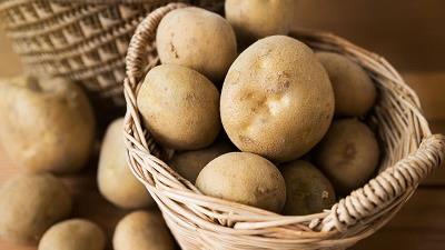 چگونه سیب زمینی را سریع آب پز کنیم