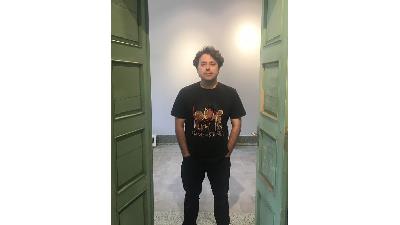 جواد مولانیا بازیگر نقش روزبه در سریال هم سایه