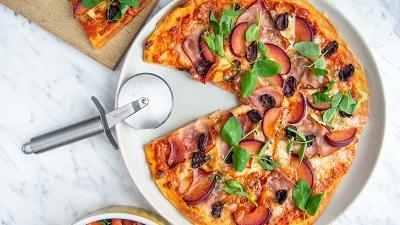 تاریخچه پیتزا به سالیان دور بر می گردد