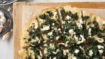 دستور پخت و طرز تهیه پیتزای اسفناج را یاد بگیرید