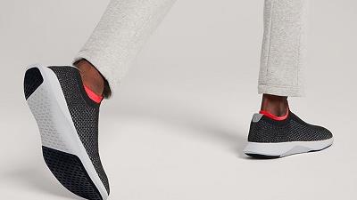 چطوری می توانیم کفشی را که از پای ما بزرگتر است کوچک کنیم