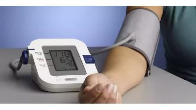 فشار خون ار چگونه با دستگاه فشارسنج دیجیتال اندازه گیری کنیم