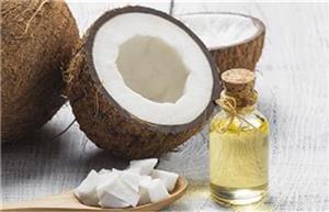 برای تنظیم هورمون های زنانه از روغن نارگیل کمک بگیرید