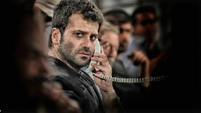 روزبه حصاری در نقش مسعود در سریال افرا