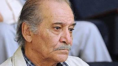 سیامک اطلسی بازیگر قدیمی به علت بتلا به بیماری کرونا دار فانی را وداع گفت