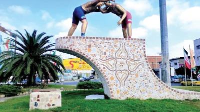 شهر جویبار به خاطر ورزش کشتی معروف است