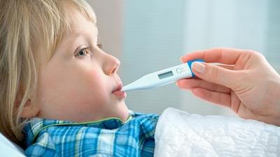 تب کردن کودکان چه دلایلی دارد