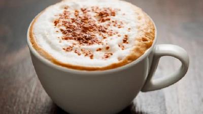 کاپوچینو را با چه چیزهایی می شود خورد