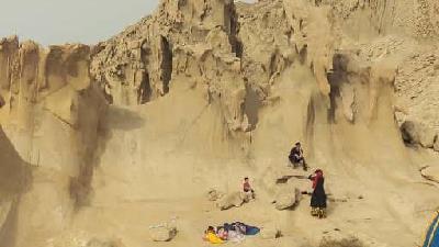 محیط زیست در ساحل مسکر در بندر مقام در معرض خطر است