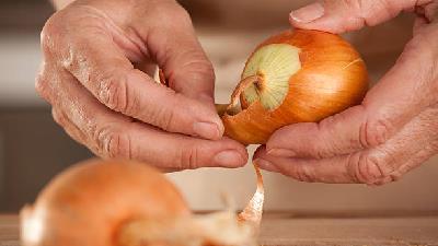 پوست پیاز چه مضراتی دارد