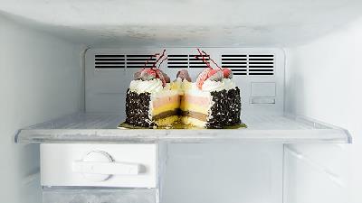 کیک در فریزر چقدر ماندگاری دارد