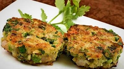 کوکوی پیازچه با سیب زمینی خیلی خوشمزه می شود