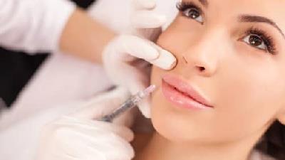 چه افرادی در عمل بوتاکس دچار عوارض می شوند