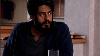 پوریا شکیبایی بازیگر نقش حبیب در سریال برف بی صدا می بارد