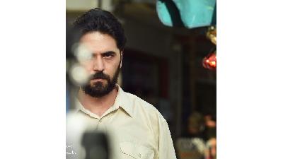 پاشا رستمی بازیگر نقش احمد در سریال برف بی صدا می بارد