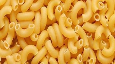 ماکارونی فرمی با پنیر پیتزا بسیار خوشمزه می شود