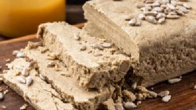 طرز تهیه حلوا ارده در خانه چگونه است