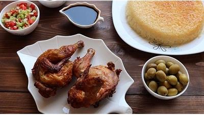 فیلم طرز تهیه و دستور پخت اکبر جوجه را ببینید