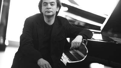 بیوگرافی کارن همایونفر به بهانه داوری در فصل سوم عصر جدید