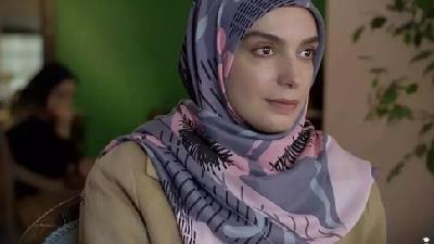 الیکا عبدالرزاقی در نقش سیمین در سریال برف بی صدا می بارد