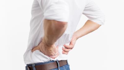 برای درمان کمردرد چه ورزشی انجام بدهیم