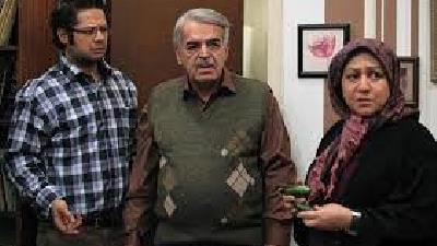 عکسی از سریال نقطه سر خط