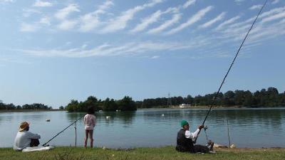 از ماهیگیری در دریاچه آویدر لذت ببرید