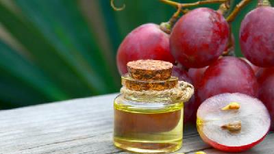 روغن هسته انگور چه خاصیت هایی دارد