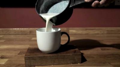 شیر گرم چه خاصیت هایی دارد