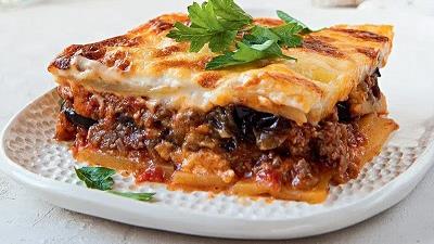 موساکا، غذای یونانی با بادمجان