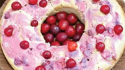 کیک آلبالو با پنیر را چطور درست کنیم