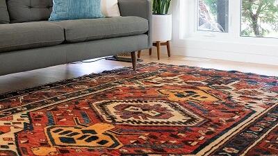 از فرش های رنگی در دکوراسیون خانه خود استفاده کنید