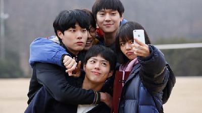 عکسی از سریال کره ای پاسخ به 1988