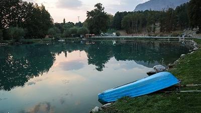 پارک جنگلی طاق بستان یکی از دیدنی های کرمانشاه است